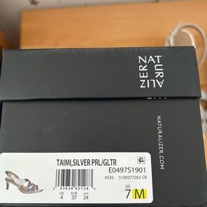 New Naturalizer silver sandals. Size 7